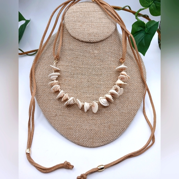 Free People Jewelry - Free People Suede Belly Chain / Necklace Shells NWT